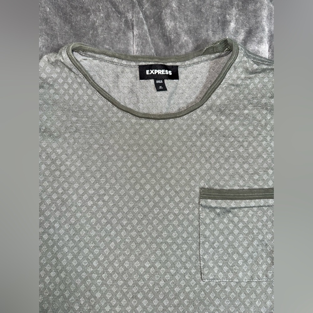 Express Men's Gray Diamond Tee